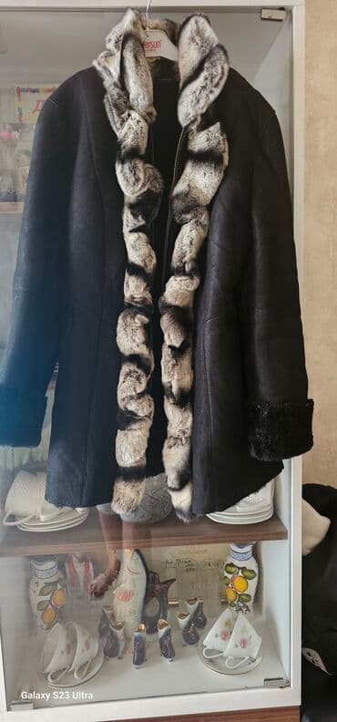 женские шлепанцы с мехом: Dublonka satilir yeni Türkiyyeden alınmışdır S beden. İsteyen olsa 20 — 1