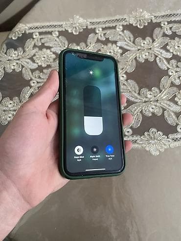 kamer: IPhone Xr, 64 GB, Black Titanium, Face ID — 2