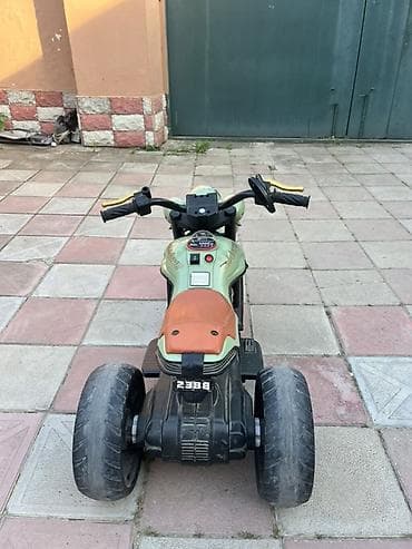 usaq maneji: Uşaq elektrik motoskleti – 3 təkərli, yaşıl rəng 350 azna alınıb — 4