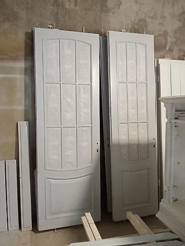 qapilar ev: Xidmət: Qapı rənglənməsi və mebel boyanması Təsvir: - Daxili — 9