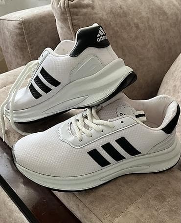 ayaqqab: Adidas, Ölçü: 39, rəng - Ağ, Yeni — 1