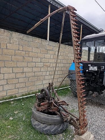 vaz ehtiyat hisseleri: Saz veziyyetdedi. tam işlək. birinə yararlı — 2