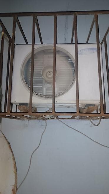 samsung komputer: Samsung split kondisioner – model AQ12UGFX - Tip: Divar tipli split — 2