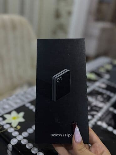 samsung oled: Samsung Z Flip, 256 GB, rəng - Qızılı, Barmaq izi — 7