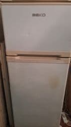 Микроволновки: Б/у 2 двери Beko Холодильник Продажа, цвет - Белый — 1