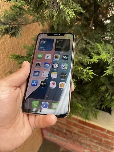 ayfon 6 s: IPhone 11 Pro Max, 64 GB, Qızılı, Face ID — 2