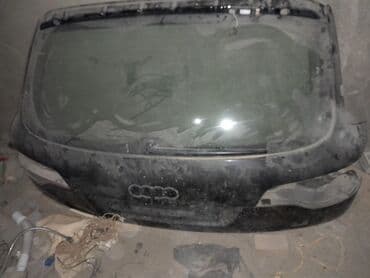 Audi Q7 baqaj qapisi ve fotucka nikelleri