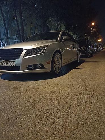 kuza satışı: Chevrolet Cruze sedan – gümüş rəng - Kuzov: 4 qapılı sedan — 9
