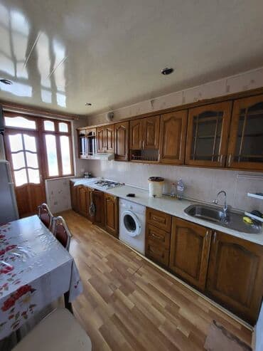 naxcıvan kirayə ev: Binəqədi rayonu,Biləcəri qəsəbəsi,Qarabaglılar mehellesində,5 — 8