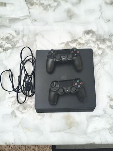 playstation 4 kabel: Sony PlayStation 4 Slim oyun konsolu dəsti Paketə daxildir: - PS4 — 1