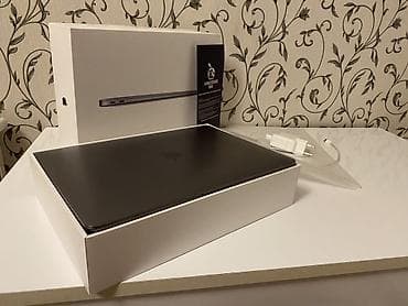 İşlənmiş Apple MacBook, 13.3 ", Apple M1, 256 GB, Ünvandan götürmə, Ödənişli çatdırılma