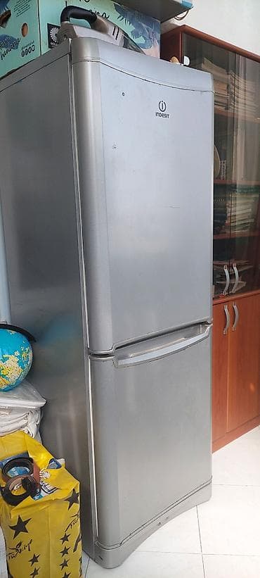 hava soyuducu: 2 qapılı Soyuducu Satılır, rəng - Gümüşü — 2