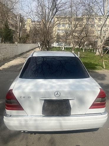 teker 14: Mercedes-Benz 220: 2.2 l | 1994 il — 7