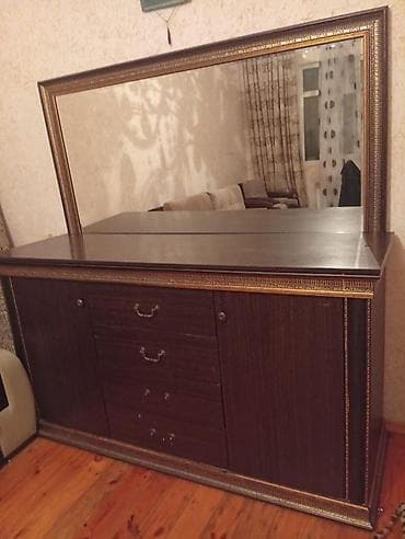 Guzgulu kamod 70 azn satilir‼️unvan xetai rayonu i9694 sekine lalafo.az -da Guzgulu kamod 70 azn satilir‼️unvan xetai rayonu i9694 sekine