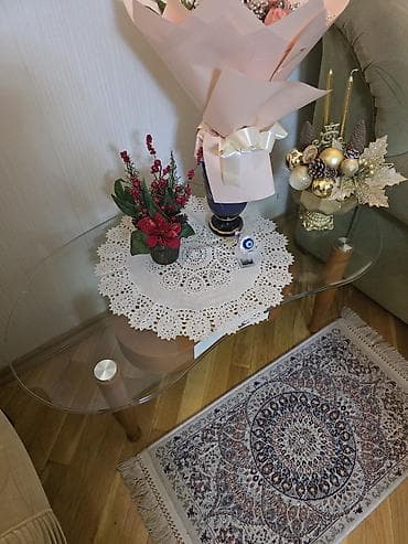 jurnal masasi: Oval masa, Açılmayan, Təkərsiz, Şüşə, Zəmanətsiz, Ünvandan götürmə — 1