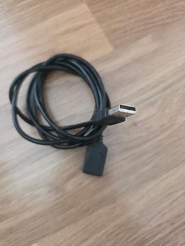 hard disk pc: USB aksesuar dəsti - 4 portlu USB-A hub: Kompüterinizin bir USB-A — 2