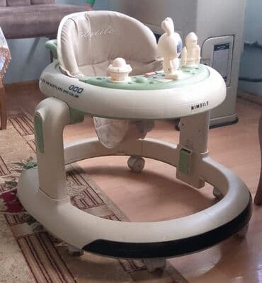 uwaq ucun mawin: Bej rəngdə, yaşıl detallarla bəzədilmiş bu uşaq gəzdirən, körpələrin — 2