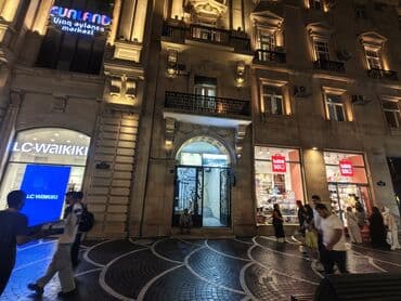 Гаражи: Paradise Hostel – Bakı, Nizami küçəsində yerləşən rahat və mərkəzi — 1