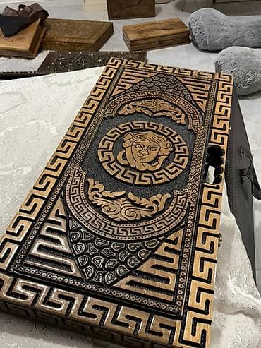 nərd oyunu: Taxta nərd dəsti – əl oyma və rəngli daxili lövhə - Material: bərk — 1