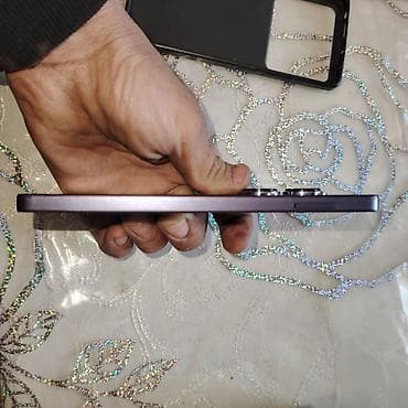 ayfon15 pro: Poco M6 Pro, rəng - Bənövşəyi, Sensor — 5