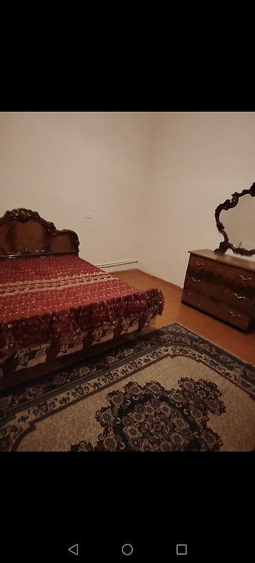 aafda kiraye evler: Biləcəridə 3 otağlı kirayə həyət evi: ailəyə verilmir — 6