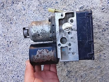 prius abs satilir: Toyota prius 20 kuza ABS təcili satılır üstən çıxma əla vəziyyətdədir — 4