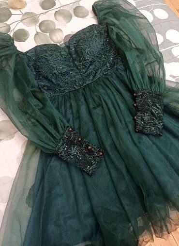 toy donlari: Ziyafət geyimi cəmi 1 dəfə geyinilib. M razmer. S razmer də geyinə — 2