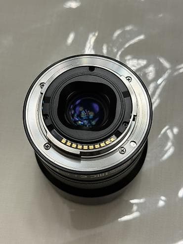 gta 5: Sony E 35mm f/1.8 OSS (E-mount) obyektiv - Uyğunluq: Sony APS-C — 5