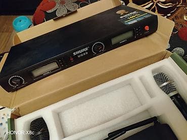 Планшеты: Şure UGX9 simsiz mikrofon sistemi Komplekt: - UGX9 qəbuledici (iki — 2