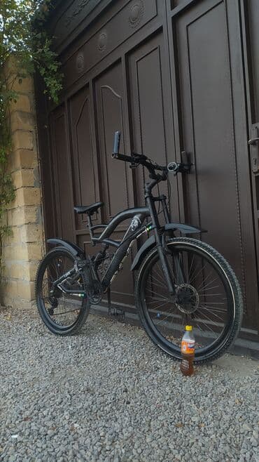 təzə velosipedlər: Dağ tipli velosiped – qara mat rəng, işıqlarla təchiz olunmuş — 7