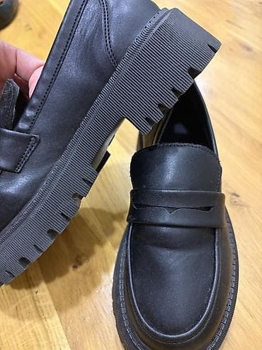 Женская обувь: Qara loafer ayaqqabı - Stil: Klasik penny loafer dizaynı, üst hissədə — 4