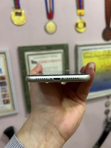 iphone 11 dubai: IPhone 11, 64 GB, Ağ, Face ID — 5
