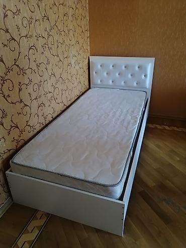 islemis acarlar: Tək nəfərlik çarpayı 90 ×200 İdeal vəziyyətdə. Matraslıdı Az — 1