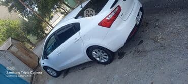 фольксваген поло седан 1 6: Kia Rio: 1.4 l | 2013 il Sedan — 16