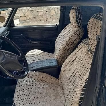 ucuz maşin: Model: LADA 2104 (universal kuzov) Rəng: qara Yanacaq: benzin Ötürücü — 6