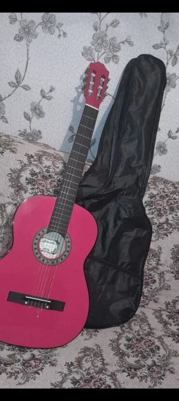 купить бу гитару: Tezedir.Hediye gelib uşağa.İstifade olunmadığından esas qiymetinden — 1