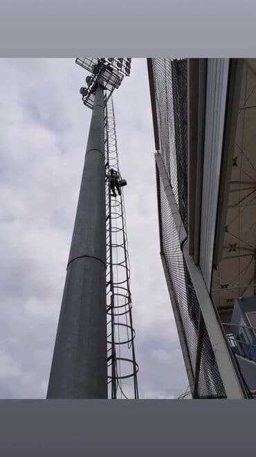 su çənlərinin təmiri: Alpinist Elməddin tərəfindən binaların boyanması, yüksəkliklərdə təmir — 2