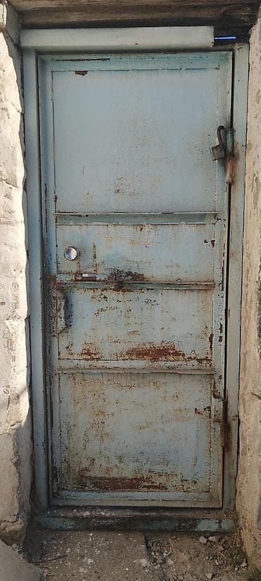 xan cinarı: Metall qapı – ağır, möhkəm konstruksiya GEDIMI KOHNE AGIR QAPIDI,UPD — 2