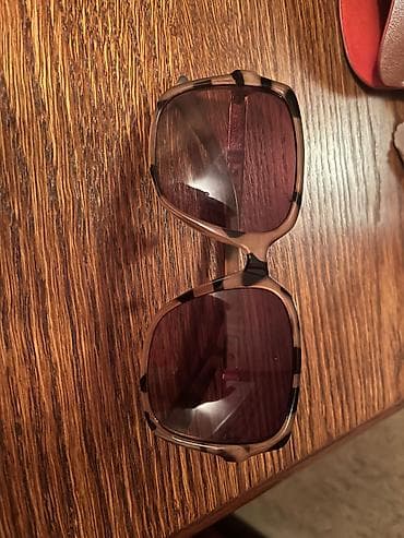 Teze eynek accessorize firmasi. Qiymet 10 m — 1