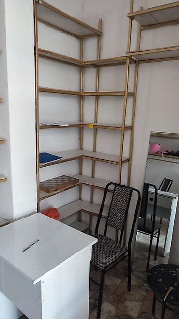 Mağaza üçün metal karkaslı rəf sistemləri - Material: Qızılı rəngdə