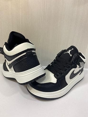 Unisex idman ayaqqabısı – aşağı kəsimli model - Dizayn: İki rəngli — 3
