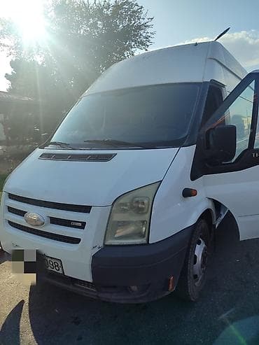 Tikinti və təmir: Ford Transit yük maşını ilə sərfəli və etibarlı yükdaşıma xidməti — 1
