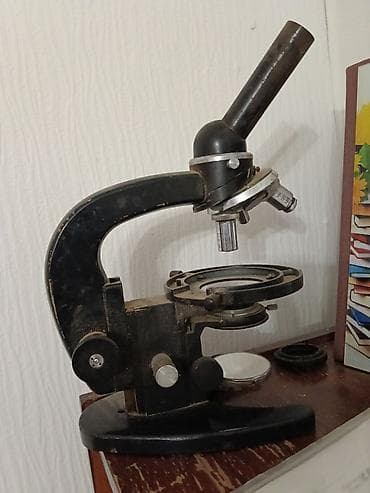 Qlükometrlər: Klassik optik mikroskop - Korpus: ağır, metal konstruksiya; sabit — 1