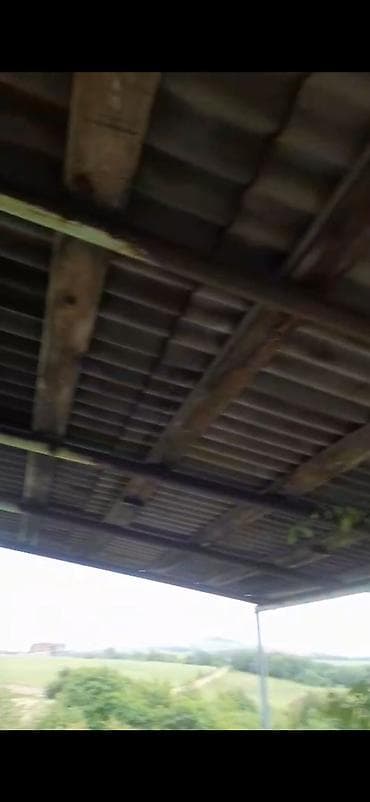 Qoşqular: Vaqon satılır.Uzunluğu 9 metr.Eni 3 metr.İki otaq və bir hamam — 10