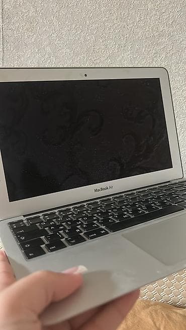 notebook ram: Apple MacBook Air (A1370) - Korpus: Alüminium “unibody”, gümüş rəng - — 1