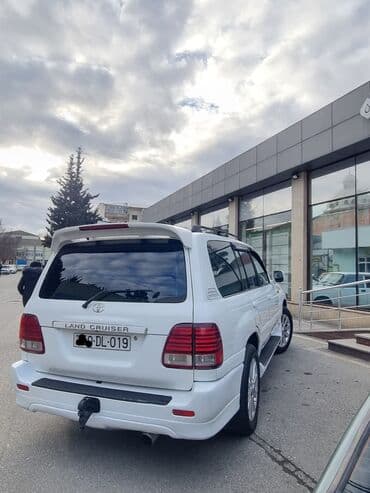 lalafo yumze traktor satisi: Toyota Land Cruiser 2002 – baxımlı, əziyyət görməyib. Ağ rəngdədir — 1