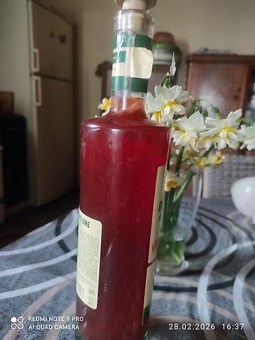 красная икра в баку цена: Uzum sirkesi satilir. 1 litr 4 manatdir. Cox alana endirim olacag — 1