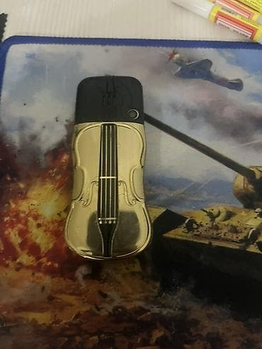 samsung satilir: Məhsul: “VIOLIN” dizaynlı klassik mobil telefon herseyi İşleyir — 1