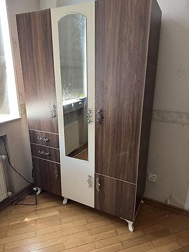 3 qapılı, Güzgülü, Digər rəng, Digər material, Açılan, Düz dolab lalafo.az -da 3 qapılı, Güzgülü, Digər rəng, Digər material, Açılan, Düz dolab