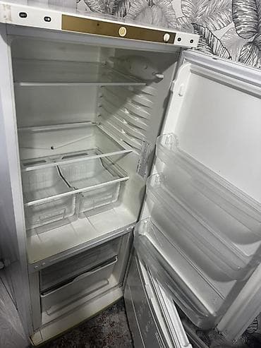 not 12 kabro: İşlənmiş 2 qapılı Indesit Soyuducu Satılır, rəng - Ağ, Təkərli — 1